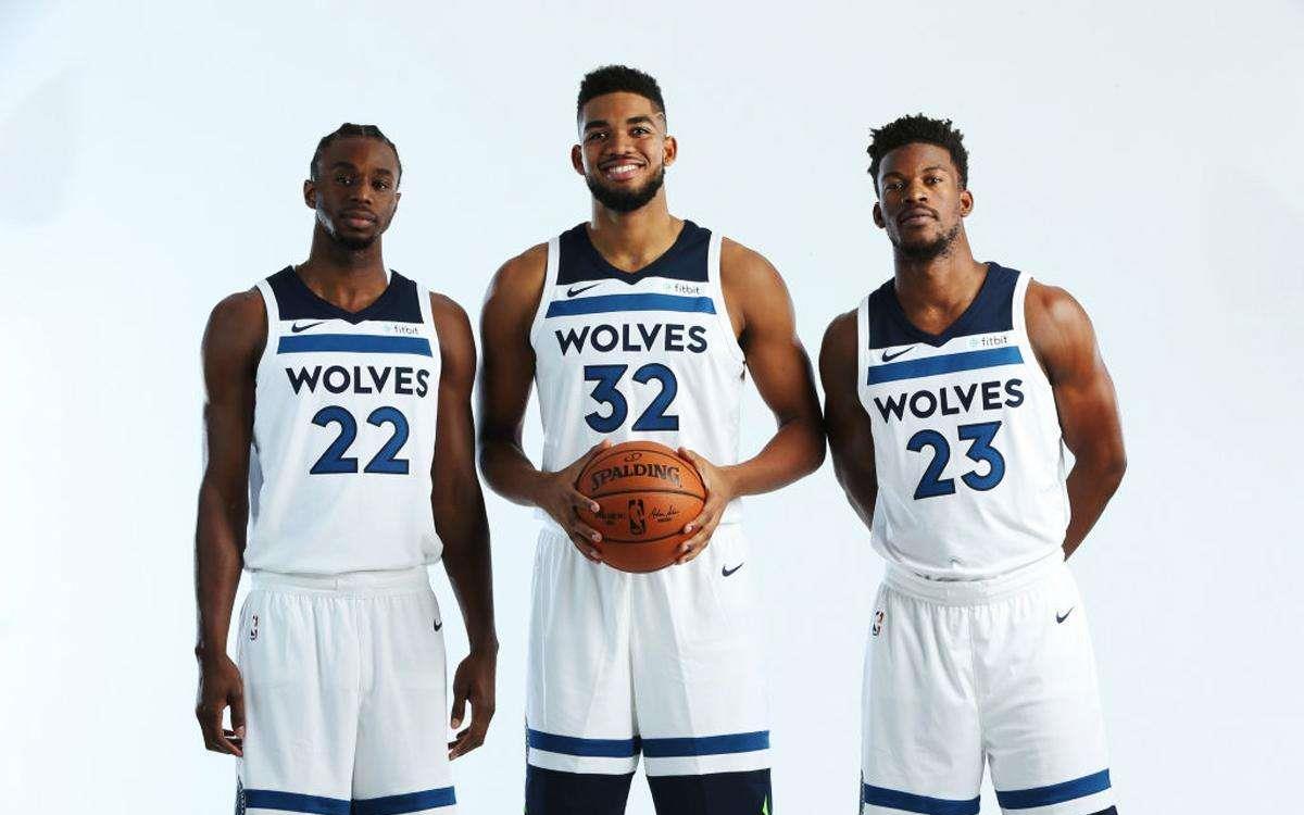 森保一：明天的首发会适当调整，相比执教纪录更关注长远目标（森保一：明天首发将作适度调整，长远目标比执教纪录更重要）