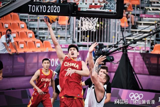 希勒等百球名宿祝贺哈兰德：仅用111场太离谱，他就是超巨（希勒等百球传奇齐贺哈兰德：111战破百太不可思议，他已是超级巨星）