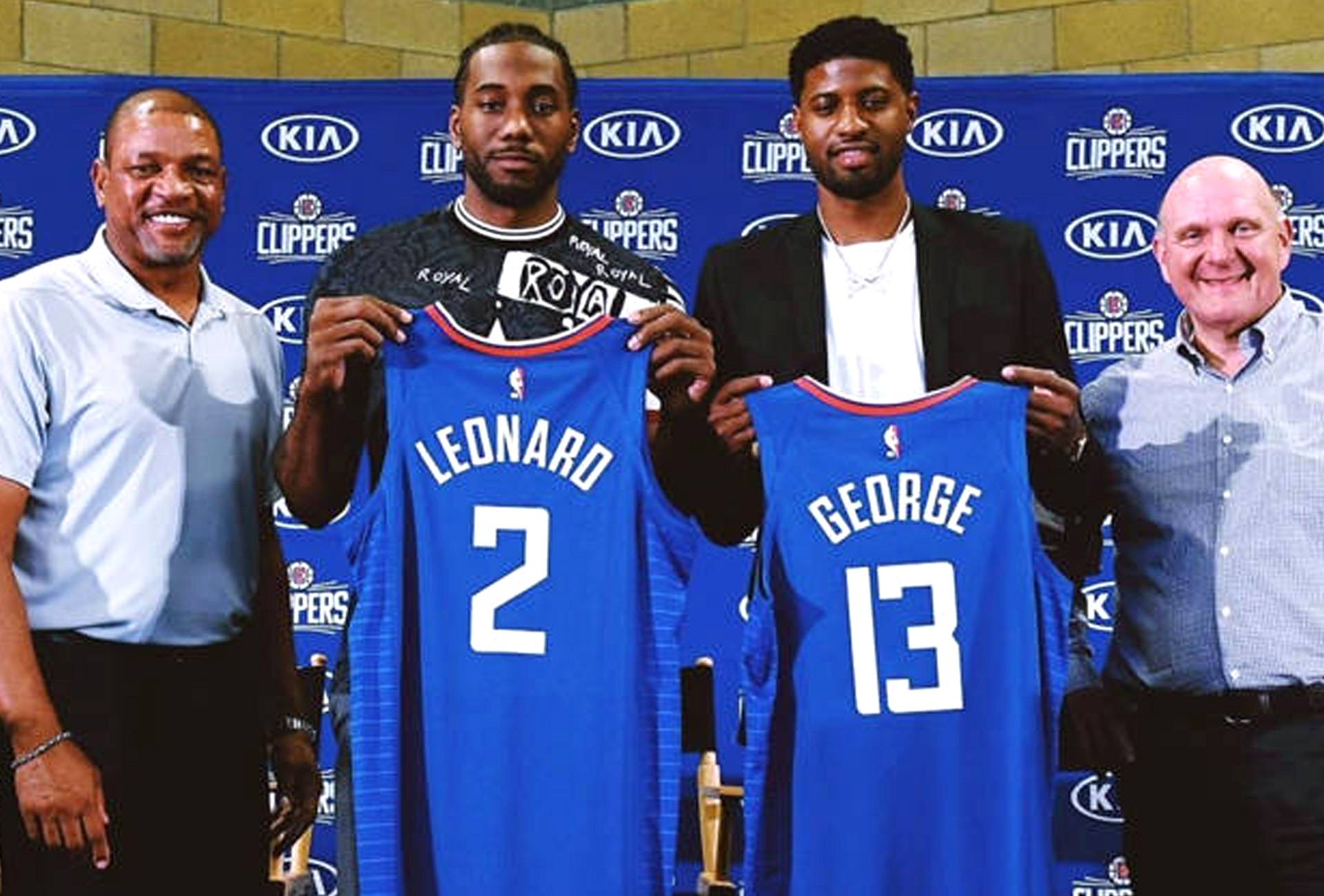 普拉蒂尼等尤文传奇与一线队见面，并参观海瑟尔惨案纪念碑（普拉蒂尼领衔尤文名宿与一线队会面，赴海瑟尔惨案纪念碑缅怀）